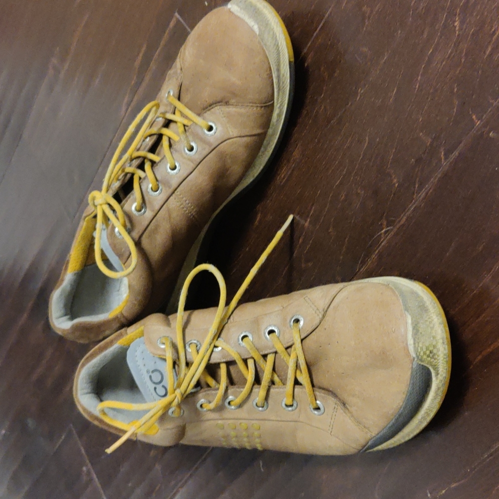 Ecco men's Biom Yak leather hybrid golf shoes size 43